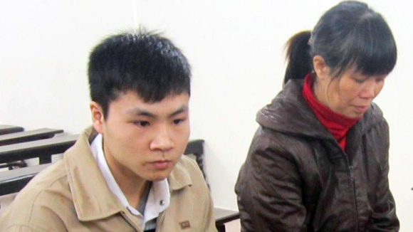 Thiếu nữ dùng kế vạch mặt bọn buôn người