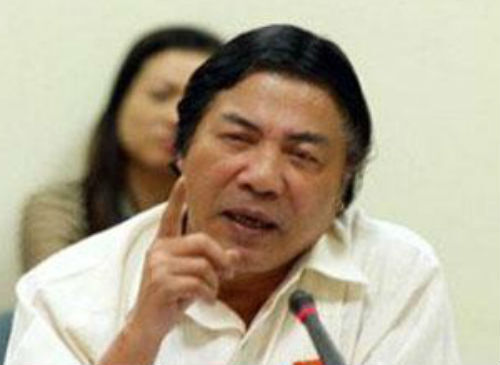 Ông Nguyễn Bá Thanh lặng lẽ theo dõi xét xử Dương Tự Trọng