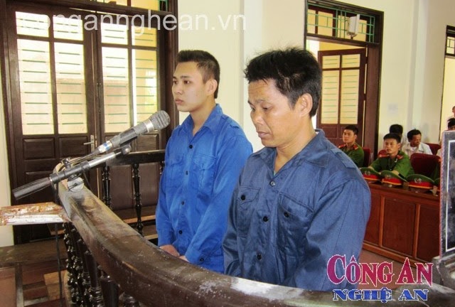 Khi người thân trong gia đình cùng đứng trước vành móng ngựa