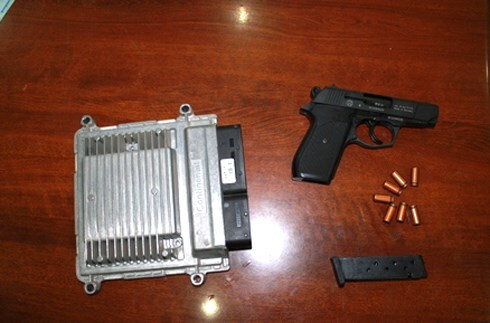 Đòi tiền chuộc sau khi tháo trộm hộp đen ô tô