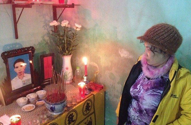 Đắng lòng gia cảnh thanh niên nhặt rác chết cóng