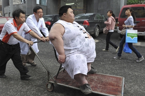 Trung Quốc: Gần 40\% người dùng Internet bị béo phì