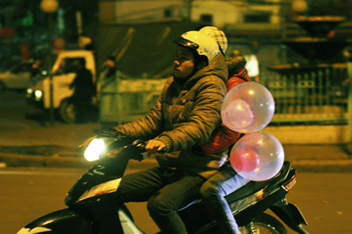 Miền Bắc rét đậm, miền Nam mát mẻ trong ngày Valentine