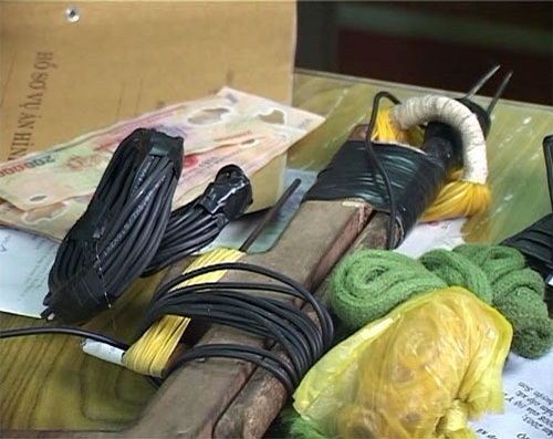 Gia Lai: Bắt quả tang “cẩu tặc” trên đường đi tiêu thụ