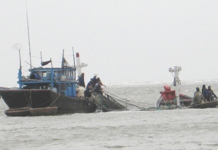 9 thuyền viên trôi dạt trên biển Hải Phòng