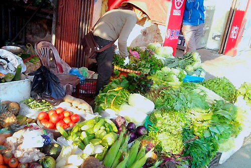 Người tiêu dùng đang chịu tổn thương bởi cú sốc kinh tế