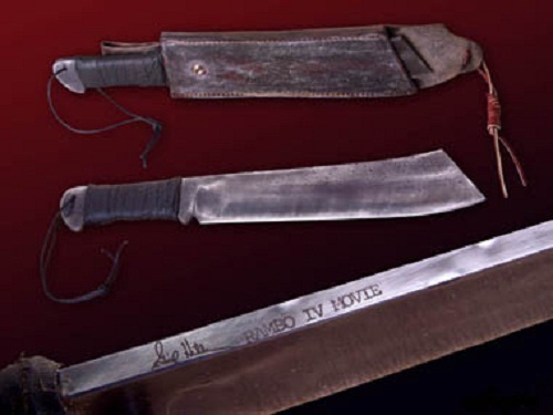 Khởi tố 2 đối tượng dùng dao cướp tài sản của đôi tình nhân