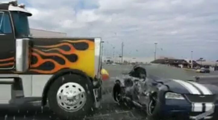 Video: Ngựa hoang Ford Mustang và màn Drift oan nghiệt