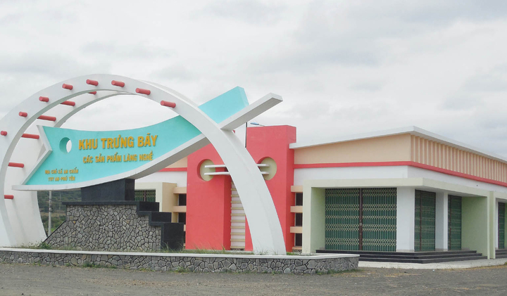 Phú Yên: Công trình bạc tỉ bị bỏ hoang