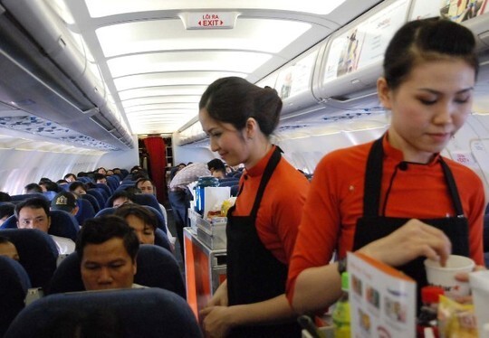 Khách hàng gọi điện dọa cho nổ tung máy bay Jetstar Pacific