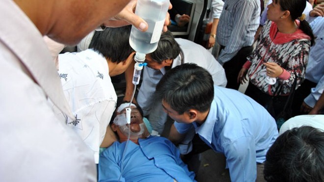 4 cán bộ phòng giáo dục bị đồng nghiệp tạt axít