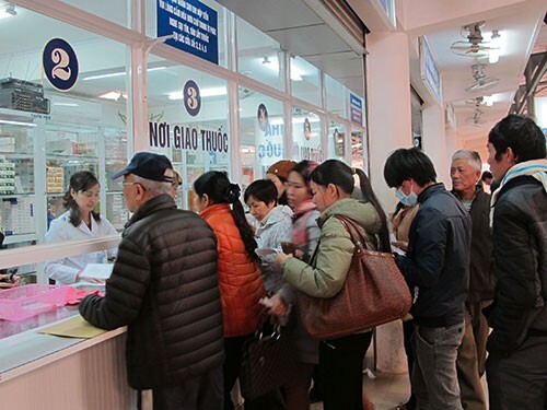 Người nghèo sẽ được miễn viện phí