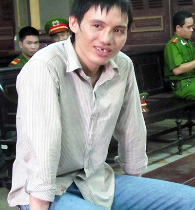 Ngồi tù chung thân vẫn giết người trong trại giam