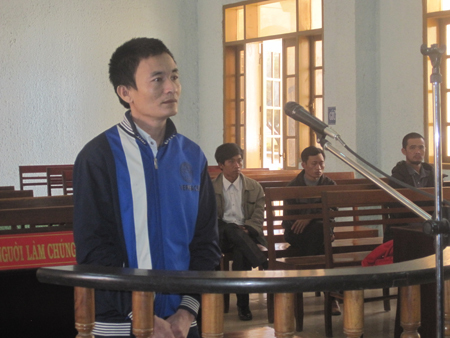 Đâm chết bạn vì bạn can ngăn...giết vợ