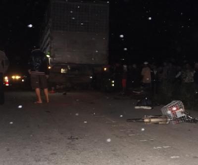 Xe tải chạy lấn đường, tông 5 nữ sinh