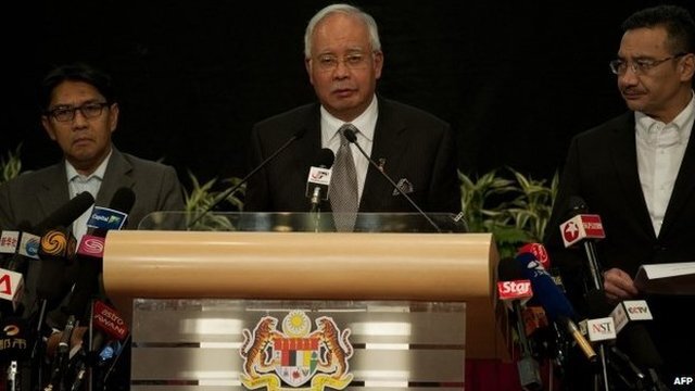 Máy bay Malaysia hạ cánh khẩn cấp ở Hong Kong