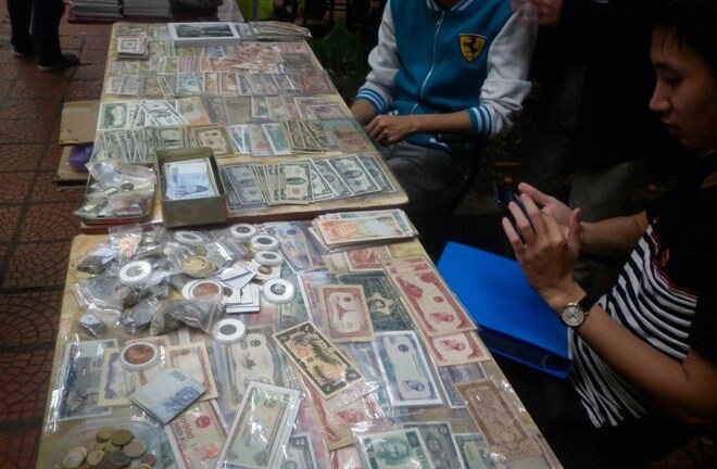 “Chợ đồ xưa” - không gian thu nhỏ của Hà Nội cũ