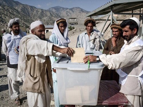 Bầu cử tổng thống Afghanistan: Khá suôn sẻ