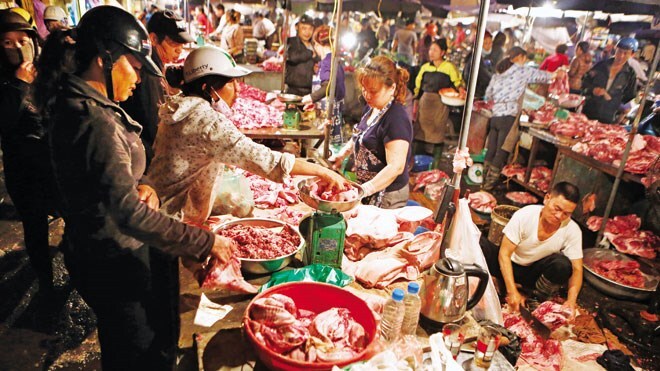 Bát nháo thực phẩm chợ đầu mối