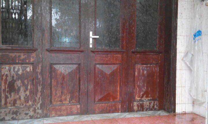 Khủng bố “bom bẩn” nhà riêng phóng viên báo Thanh Niên