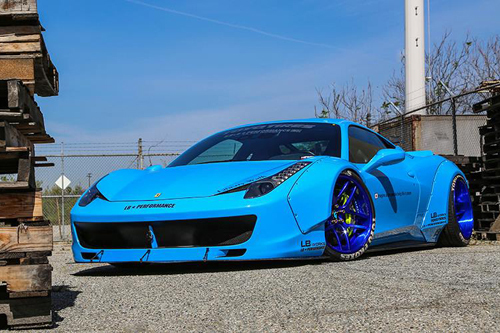 Ferrari 458 Italia sặc sỡ trong bộ kit Liberty Walk
