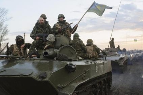 Tổng thống Putin: Ukraina trên bờ vực nội chiến 