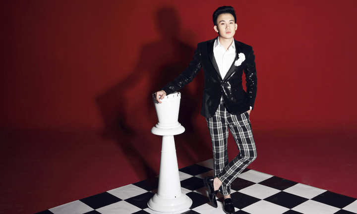 Dương Triệu Vũ: Với tôi, showbiz cũng như một bàn cờ