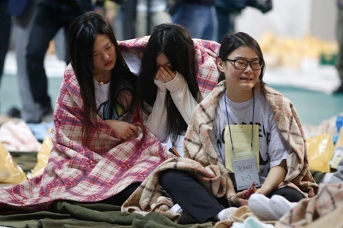 Đắm phà Hàn Quốc: Không còn hy vọng