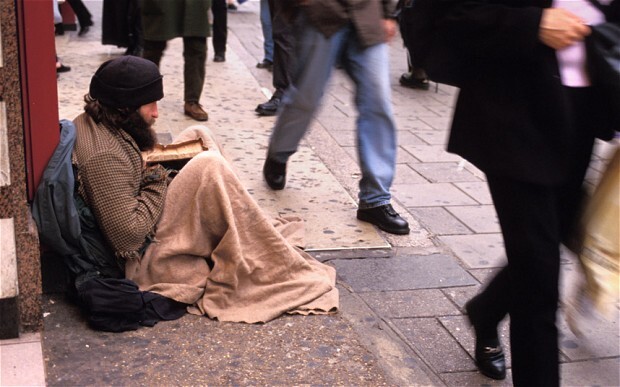 Ăn mày kiếm gần trăm triệu/tuần