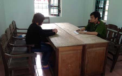 Trắng đêm giải cứu bé gái lớp 7 bị bán vào động mại dâm