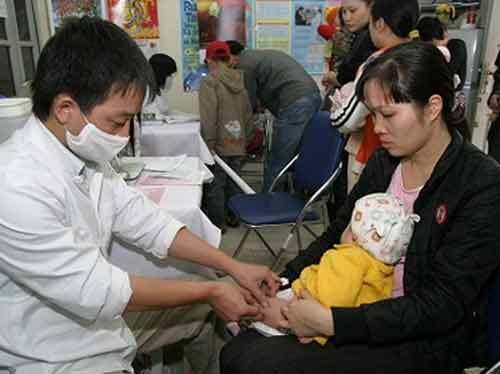 BS. Quỳnh Anh: Báo chí ''đừng đâm chúng tôi nữa