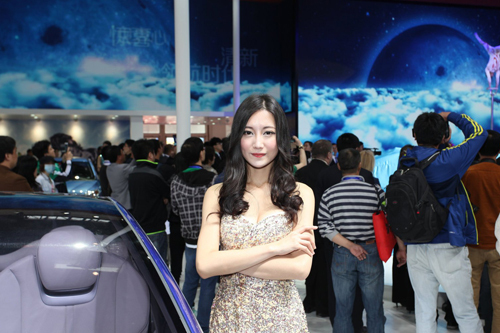 Những bóng hồng gợi cảm tại Bắc Kinh Motor Show 2014 (P.1)
