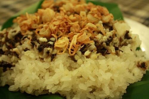 Trứng kiến gai đen 1 triệu đồng/kg vẫn hút dân Hà Thành
