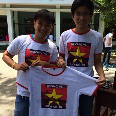 Tuổi trẻ TP.HCM hướng về biển Đông