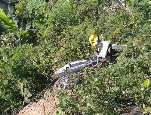 Nghệ An: Phát hiện thi thể nam thanh niên bên bờ ruộng