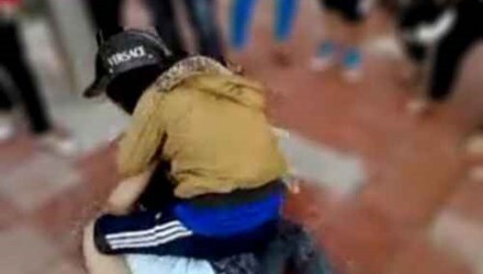 Thiếu nữ 9X quật ngã chủ quán, cướp quần áo