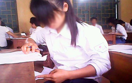 Clip tiêu cực trong kỳ thi tốt nghiệp THPT