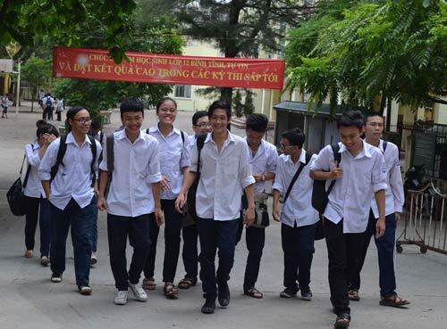 Thi tốt nghiệp: 11 thí sinh bị đình chỉ do vi phạm quy chế