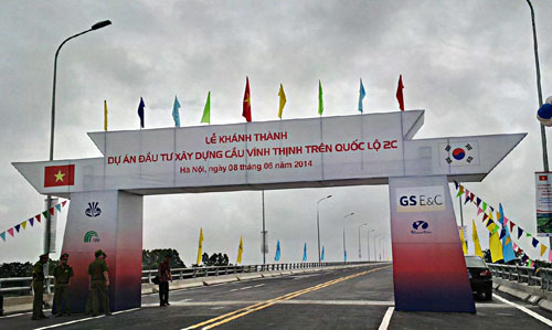 Thông xe cầu vượt sông dài nhất Việt Nam