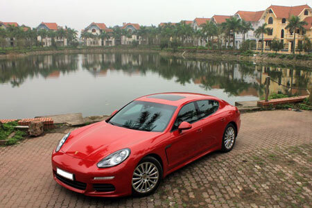 Giá phụ kiện Porsche Panamera ở Việt Nam bất ngờ