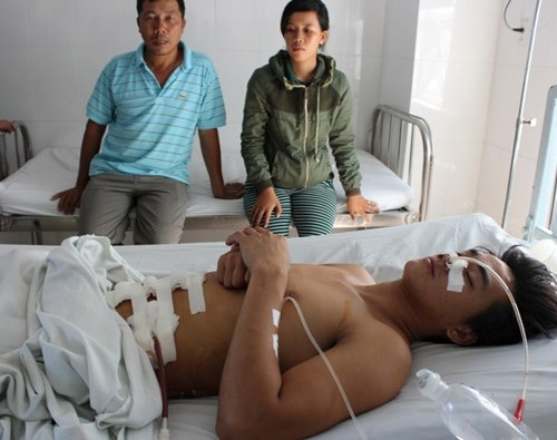 Cảnh sát hình sự bắn trọng thương một thanh niên