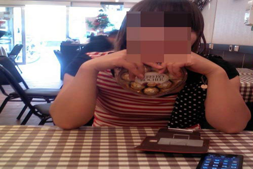 Tâm sự của cô gái từng “đẻ thuê”: Ngậm ngùi ngày trả con