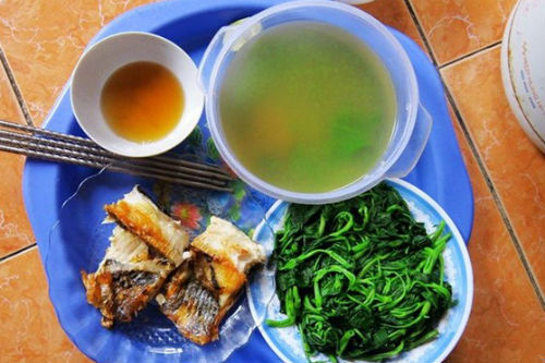 Bí quyết đi chợ chỉ với 20.000 đồng của người nghèo ở Hà Nội