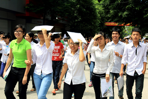 Thời tiết 4/7: Sĩ tử “đội” nắng đi thi đại học