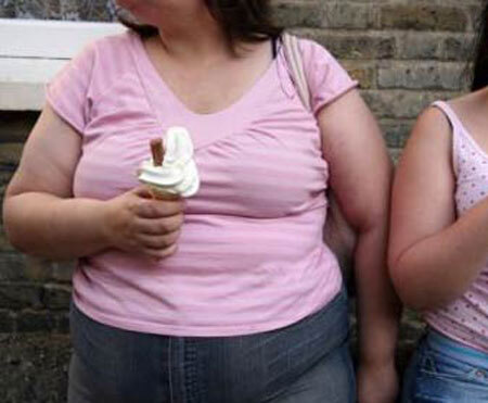 Hà Nội: Nữ sinh 18 tuổi tử vong do nhịn ăn để giảm béo