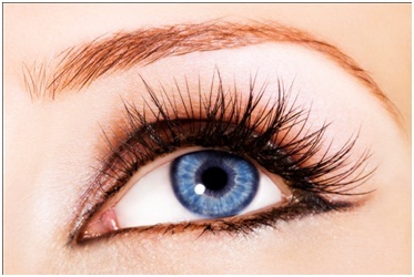 Một đôi mắt đẹp và quyến rũ