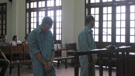 Hỗn chiến gia tộc, cháu 