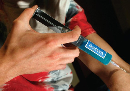 Vì sao chúng ta mãi mãi là con nghiện Facebook?
