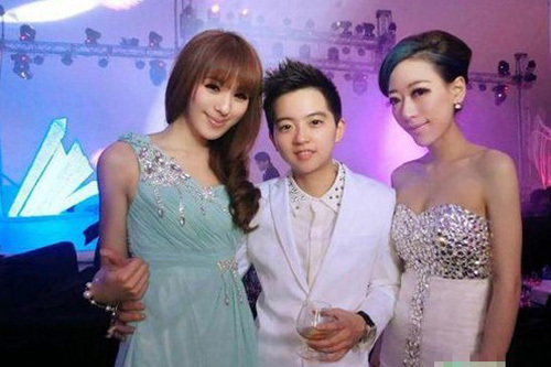 Cận cảnh ăn chơi của