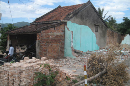 Dọa tự thiêu để ngăn cưỡng chế